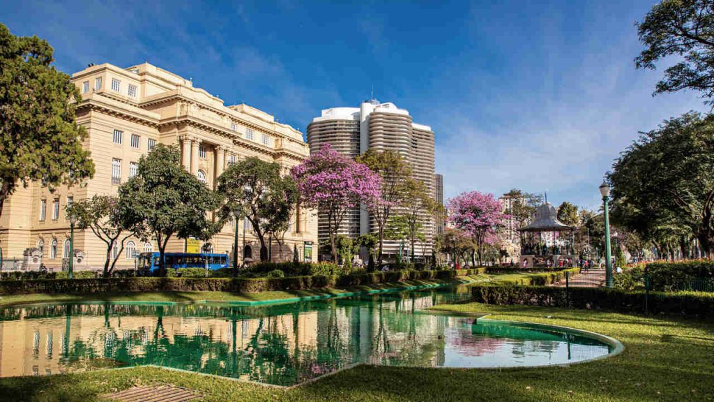 praça no centro belo horizonte minas gerais