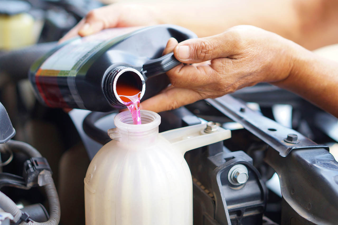Líquido de arrefecimento do motor o que é e quando trocar? Líquido de arrefecimento do motor o que é e quando trocar?