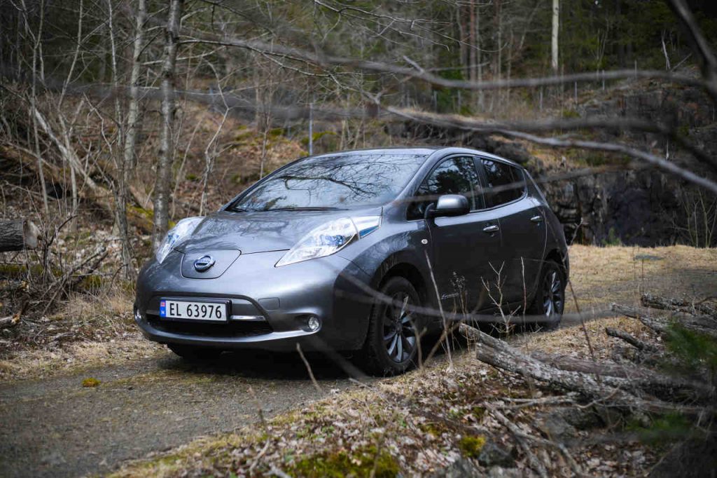 nissan leaf 2021